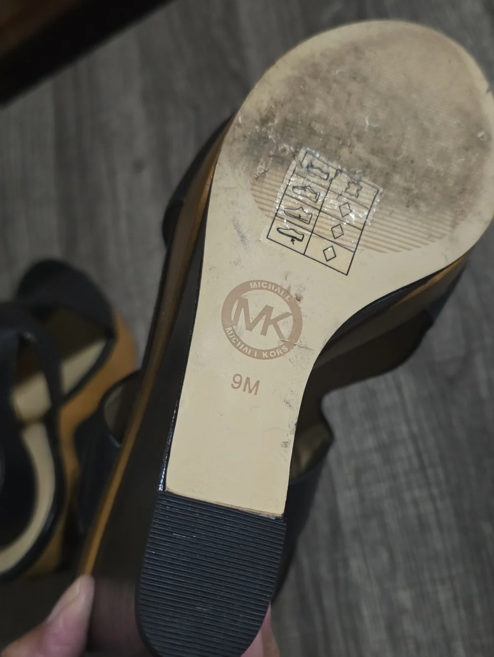 Michael Kors please look
